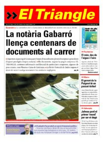 La notària Gabarró llença centenars de documents al carrer